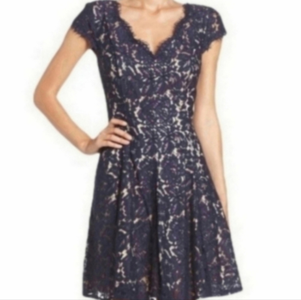 NEW Eliza J Navy Blue Lace V Neck Fit Flare Cap Sleeve Dress 6 Small
